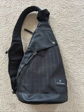 Victorinox Black Men’s Sling Belt Bag